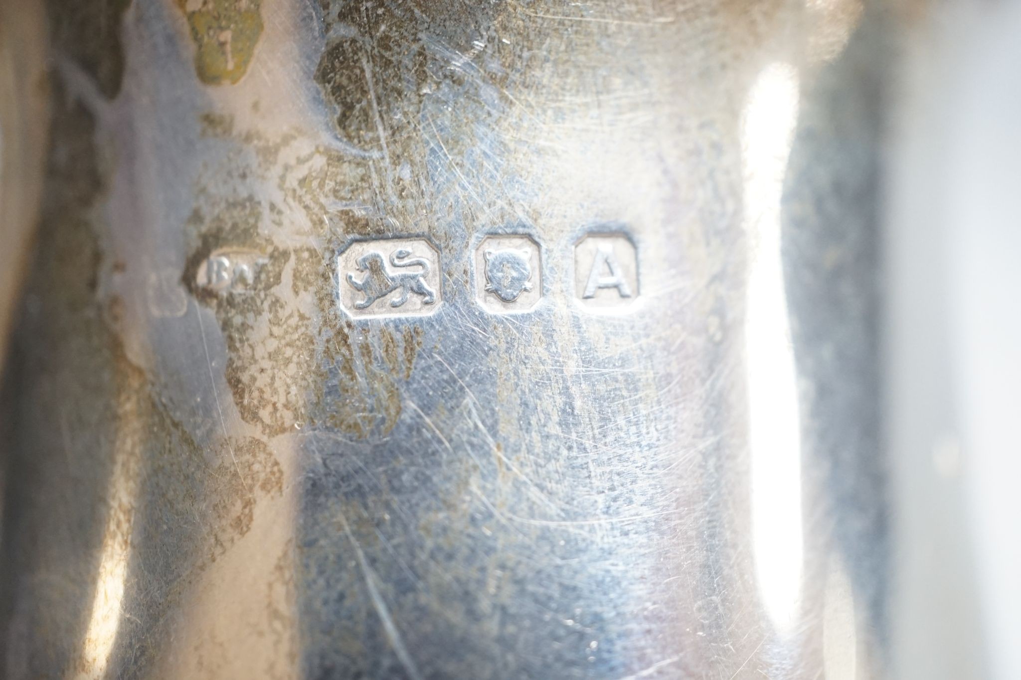 A Victorian silver christening mug, London, 1936, with engraved inscription, 89mm, 141 grams.